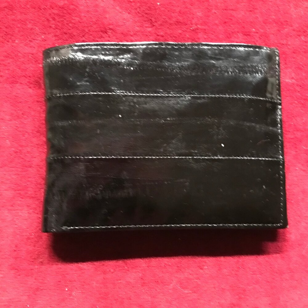 NEW Mundi  Vintage Genuine EEL skin  bifold   wallet